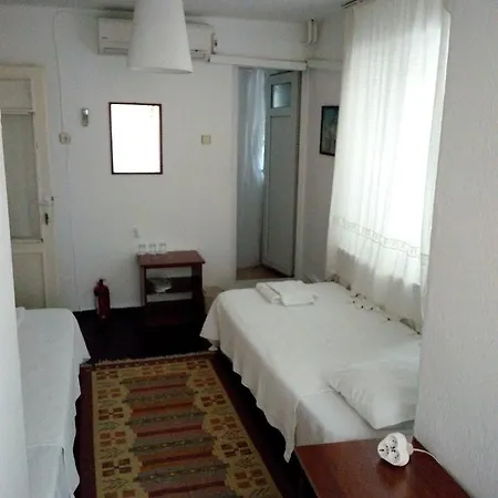 Mavi Pension Hotel Ayvalik Exterior photo